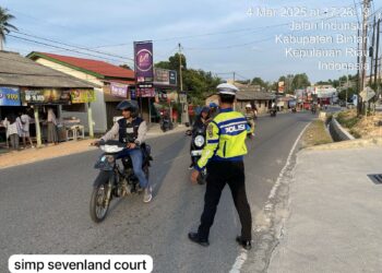 Polres Bintan Lakukan Pengaturan Lalu Lintas di Titik Keramaian Selama Ramadhan