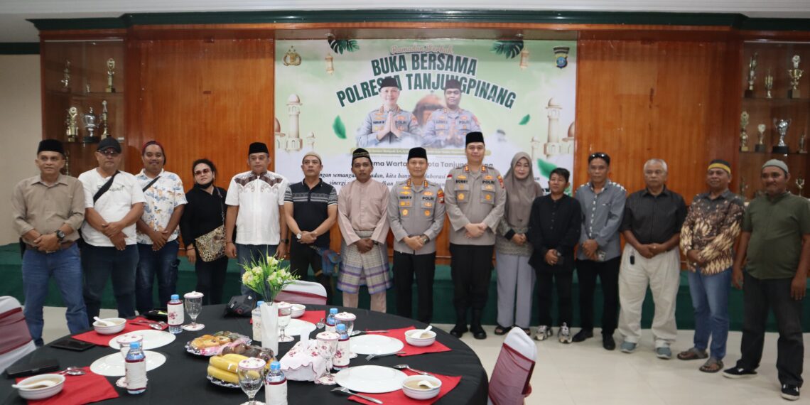 Polresta Tanjungpinang dan Insan Pers Perkuat Sinergi Melalui Buka Puasa Bersama