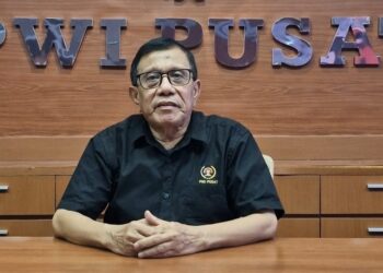 Gawat! Ketua PWI Pusat Hendry Ch Bangun Ambil Langkah Tegas: Anggota Membelot Dibekukan dan Dicabut Keanggotaannya