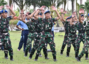 Personel Lanud RSA Natuna Tingkatkan Kebugaran Lewat Olahraga Bersama