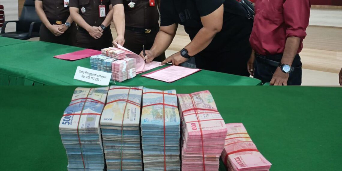 Kejari Tanjungpinang Terima Pengembalian Uang Korupsi TPS-3R Rp278 Juta dari Terpidana Arif Monatar