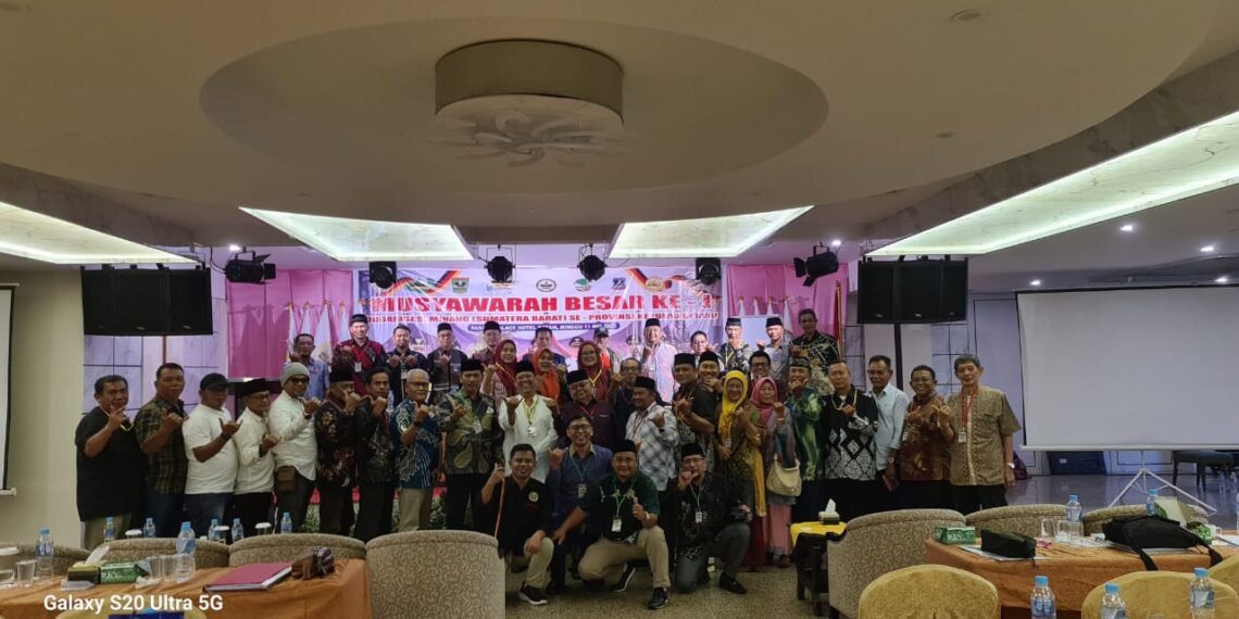 Sejarah Baru, Warga Sumbar di Kepri Dirikan Paguyuban Keluarga Besar Rumah Gadang