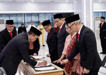 Lantik Pejabat Struktural, Menteri Nusron Tegaskan Pentingnya Sistem Rotasi Berkala