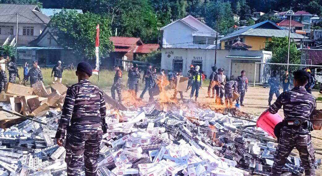 Bea Cukai Tanjungpinang Musnahkan Rokok tanpa Cukai di Anambas