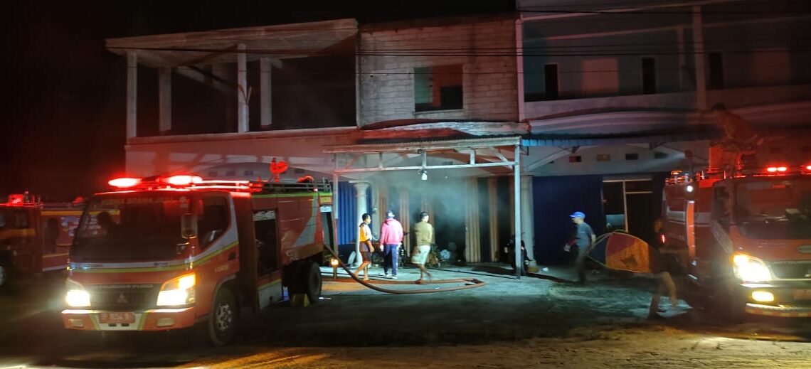 Ruko Bekas Room Karaoke Ludes Terbakar, Diduga Akibat Konsleting Listrik