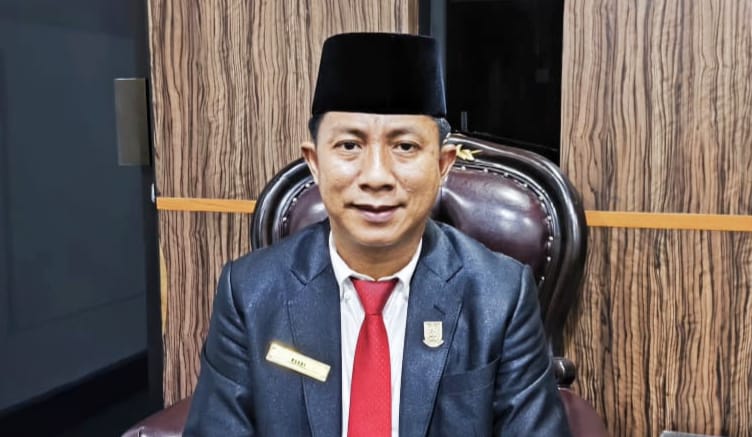 Ketua DPRD Natuna, Rusdi