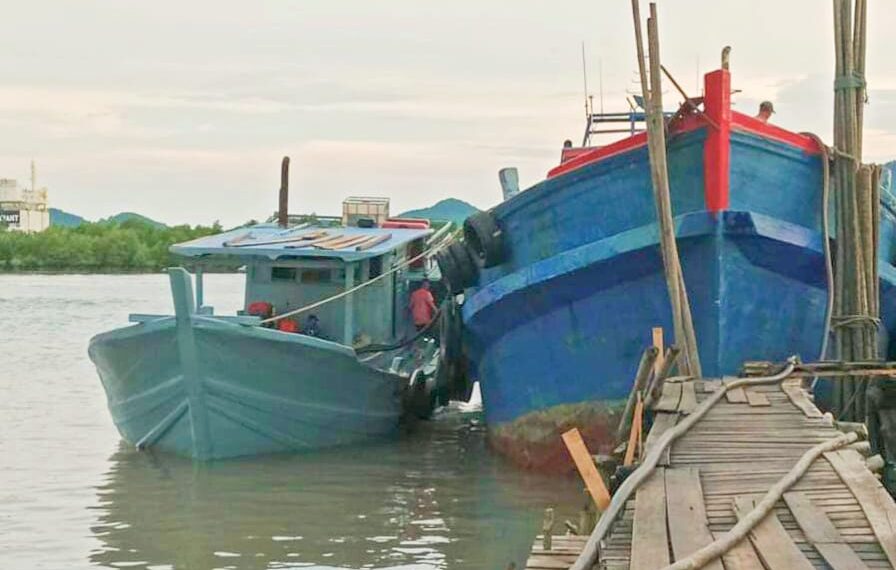 Ditkrimsus Polda Kepri Amankan Kapal Kayu Bermuatan 10 Ton Solar Ilegal di Perairan Batam