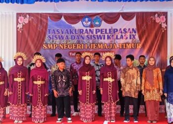 28 Siswa SMP 1 Jemaja Timur Gelar Acara Pelepasan, Sambutan Kepala Sekolah