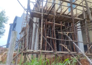 Pembangunan Ruko Diduga Langgar IMB di Tanjungpinang, PUPR dan Satpol PP Dinilai Lemah Bertindak