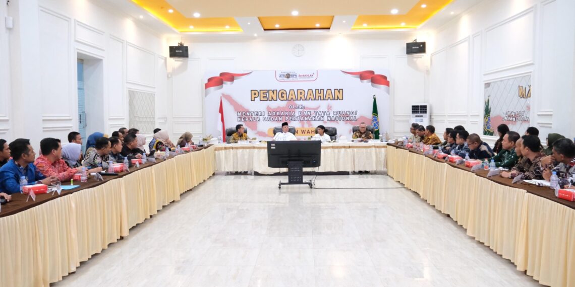 Bahtra dan Menteri ATR/BPN Nusron Kunjungi Sultra, Tegaskan Komitmen Tuntaskan Konflik Pertanahan