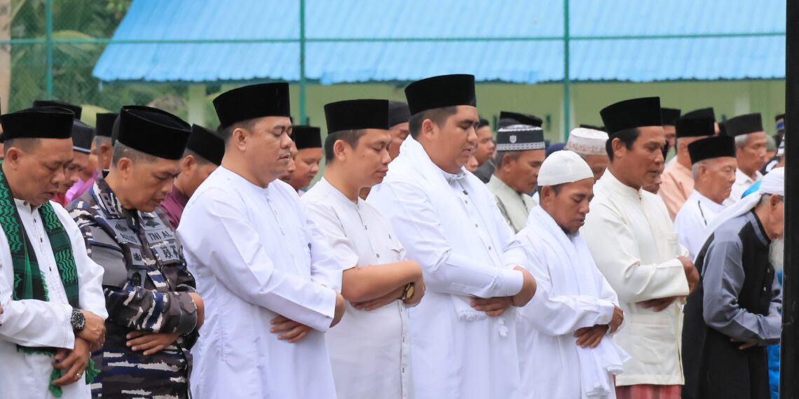 Khutbah Idul Adha 1446 H, Bupati Roby Sampaikan Hakikat Pengorbanan dan Ketaatan