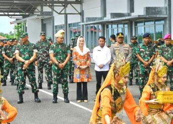 Danlanud RSA dan Forkopimda Sambut Kedatangan Pangdam I/BB di Bandara RSA Natuna