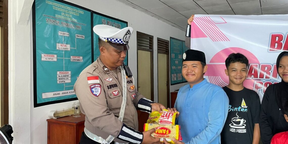 Polres Bintan Gelar Pembagian Bantuan Sosial Jelang Hari Bhayangkara Ke-79