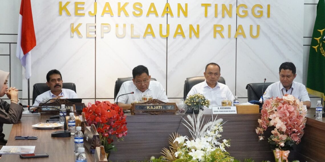 Kejati Kepri dan Dirjen PKRL KKP Perkuat Sinergi untuk Optimalkan Devisa Negara dan Penegakan Hukum di Kawasan Maritim