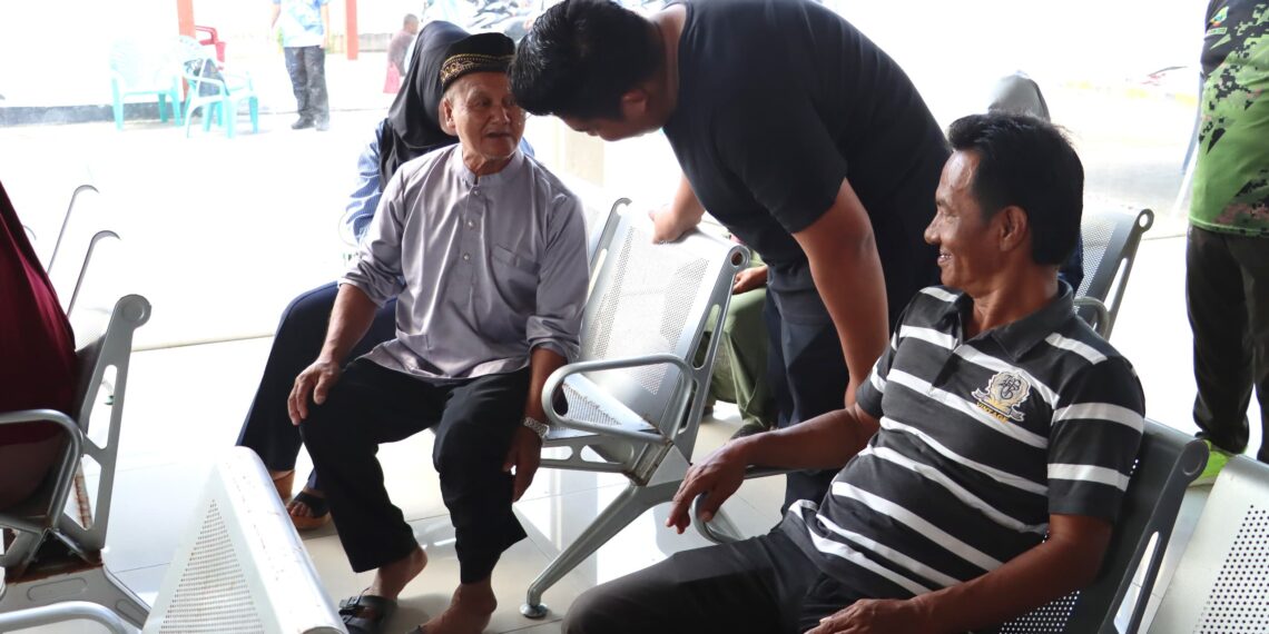 Bupati Bintan Roby Tinjau Pelayanan doctorSHARE, Lihat Pasien Poli Spesialis Hingga Ruang Operasi