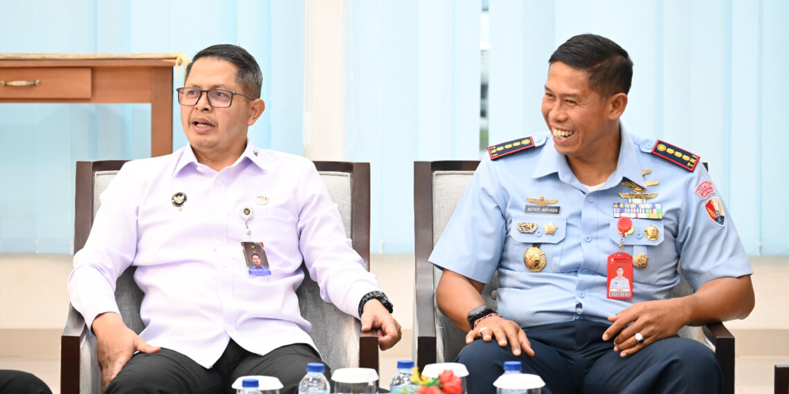 Danlanud RSA Terima Kunjungan Tim Kemenko Polhukam, Bahas Penguatan Keamanan Laut Natuna
