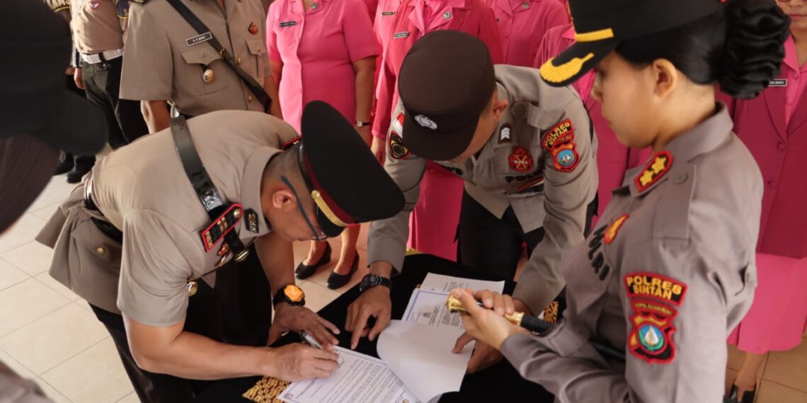 Kapolres Bintan Pimpin Serah Terima Jabatan Kasat Lantas dan Pelantikan Kasihumas