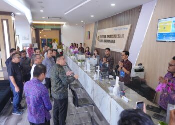 Tinjau Kantah Kota Denpasar, Wamen ATR/Waka BPN Tekankan Pentingnya Budaya Melayani