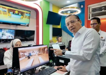 Staf Ahli Bidang Teknologi Informasi Tinjau Kantah Virtual Kota Tangerang: Benar-benar Digital Twin