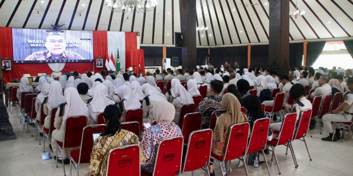 Buka Kuliah Umum PPTR, Wamen Ossy Tekankan Tata Kelola Agraria serta Tata Ruang yang Adil dan Berkelanjutan