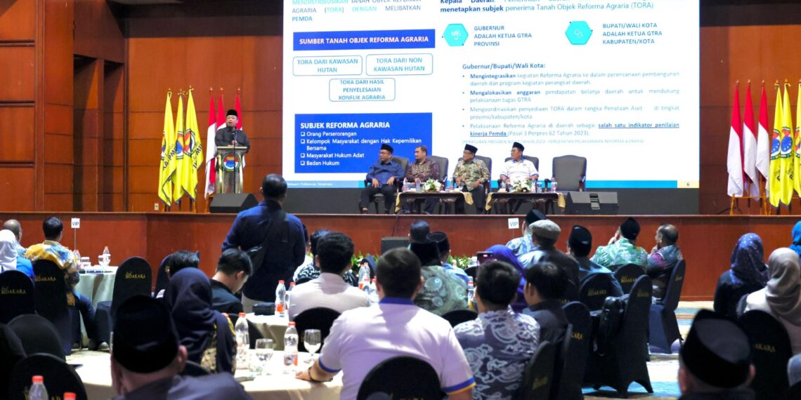 Menteri Nusron Ajak Alumni PMII Berperan dalam Mewujudkan Keadilan, Pemerataan, dan Kesinambungan Ekonomi