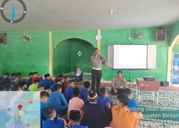 Polsek Bintan Utara Berikan Penyuluhan Tertib Berlalu Lintas Kepada Pelajar SMP 11 Bintan