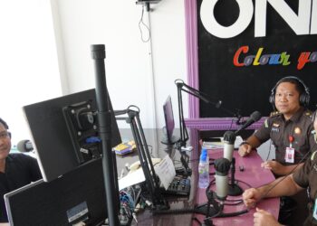 Jaksa Menyapa Kejati Kepri di Radio O’nine 93 FM Tanjungpinang, Ajak Seluruh Stakeholder Bersatu Perangi TPPO.