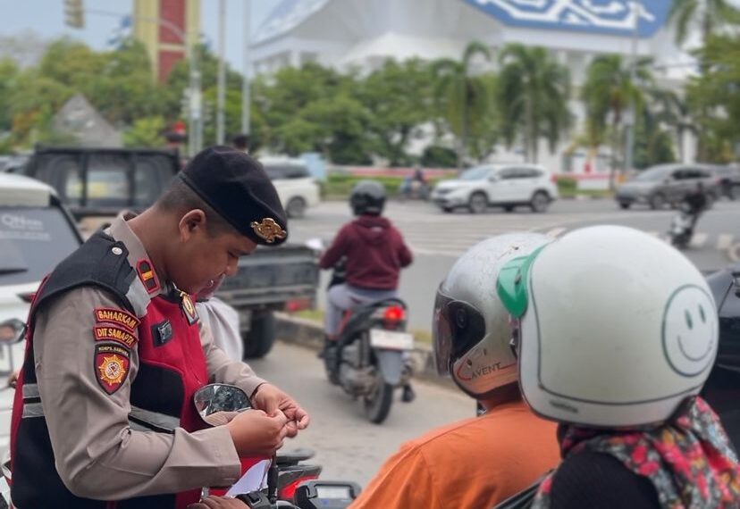 Jelang HUT RI ke-80, Ditsamapta Polda Kepri Tebar Semangat Merah Putih di Batam