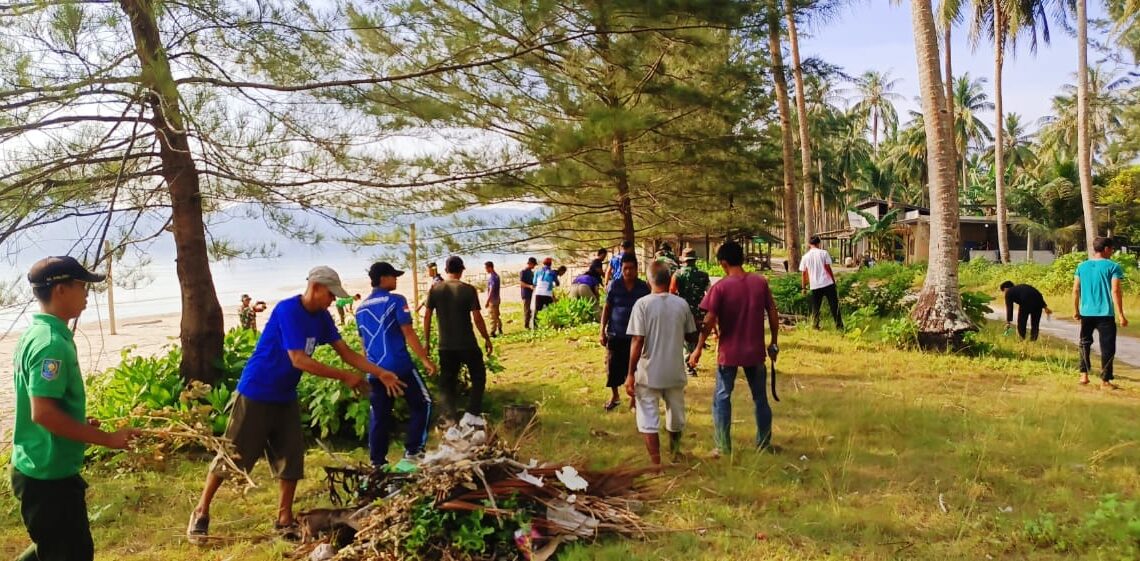Koramil 04 Letung Gelar Gotong Royong Sambut HUT RI ke-80 di Jemaja
