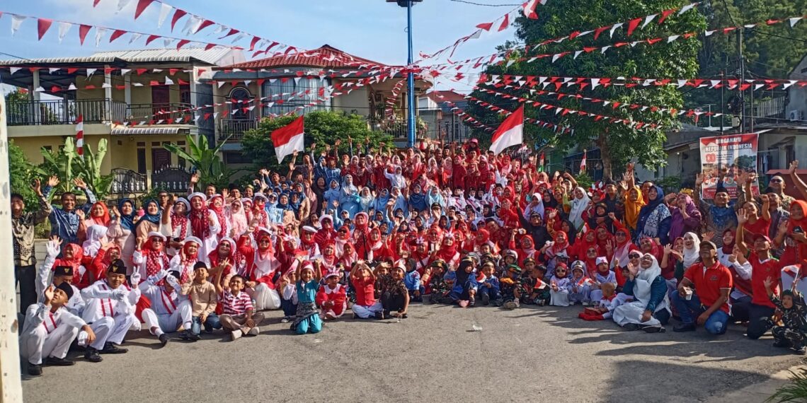 Meriah dan Penuh Semangat, RW.05 Sarmen Raya Gelar Upacara HUT RI ke-80 Bersama Seklur Tanjung Buntung sebagai Irup