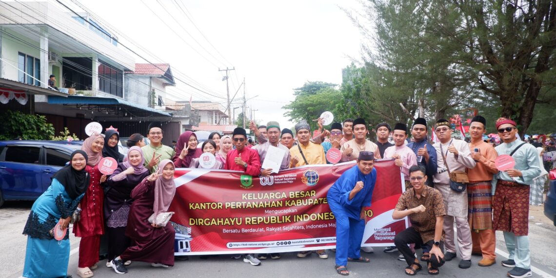 Kantor Pertanahan Kabupaten Natuna Meriahkan Pawai Budaya HUT ke-80 Republik Indonesia