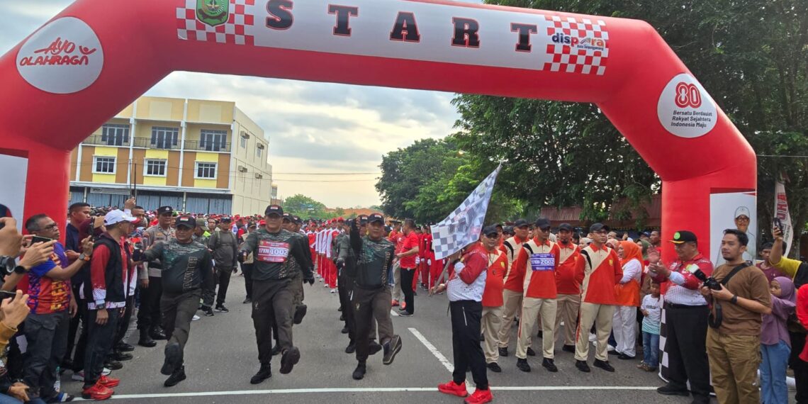 Semarak Kemerdekaan, Dandim 0315 dan Forkopimda Lepas Gerak Jalan 17 Km