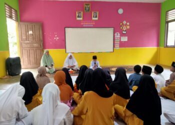 SDN 001 Desa Keramut Gelar Maulid Nabi 1447 H Secara Sederhana, Guru dan Siswa Antusias