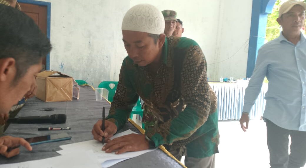 Pemilihan RW 5 Kelurahan Letung Digelar Ulang, Abdurahman Menang Tipis