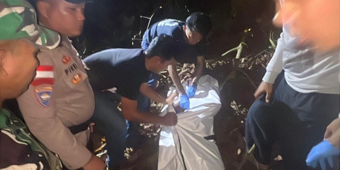 Tim evakuasi di lokasi di temukan sosok pria tak bernyawa