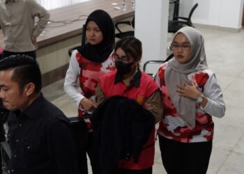 Rugikan Negara Rp 4,5 Miliar, Kejati Kepri Tahan Direksi PT BDP, Tersangka Korupsi Jasa Pemanduan dan Penundaan Kapal.