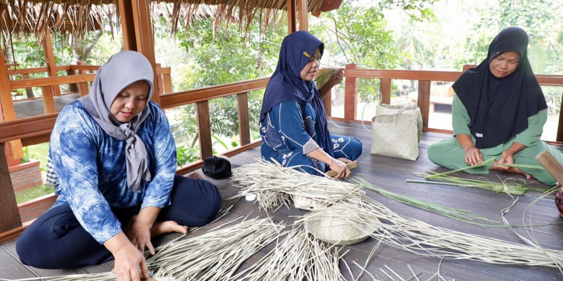 Kampung Reforma Agraria Bukit Sinyonya Jadi Ruang Kreatif dan Penggerak Ekonomi Masyarakat Desa Bandung