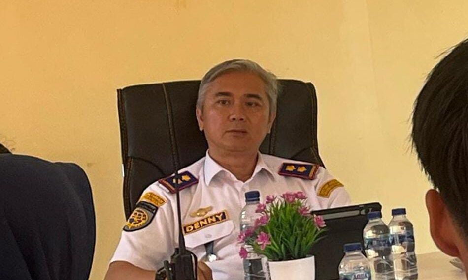 Kepala Bandara Letung, Denny Armanto, S.E., M.A