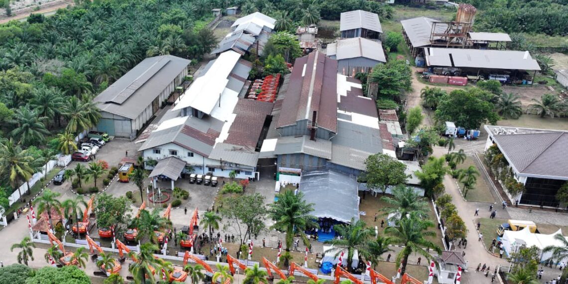 Menteri Nusron Dampingi Presiden Prabowo Saksikan Penyerahan Barang Rampasan Negara kepada PT Timah Tbk