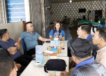 Bupati Anambas, Aneng saat ngopi dan sarapan pagi bareng insanpers yang tergabung bersama PWI dan PJN Natuna