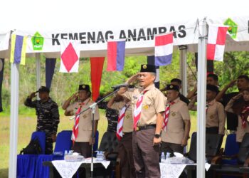 Danlanal Tarempa Bina Generasi Bahari Lewat Kegiatan Saka Bahari 2025