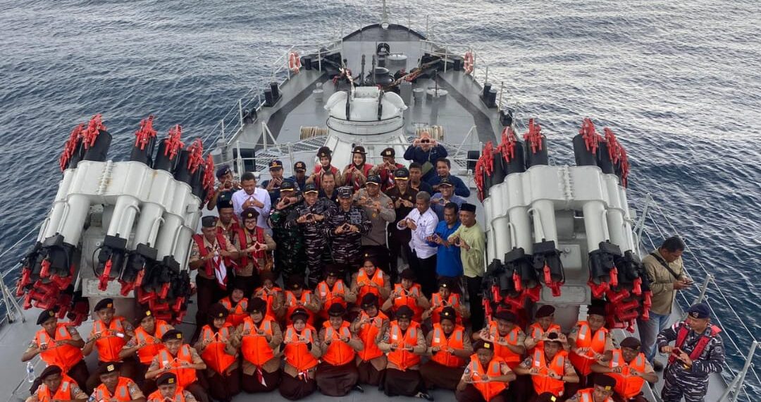 Jaga Stabilitas Laut Anambas, Lanal Terampa Gelar Coffee Morning dan Joy Sailing Bersama KRI Tjiptadi -381