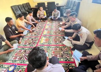 Polsek Pulau Laut Gelar Binrohtal, Wujudkan Personel Polri Berintegritas