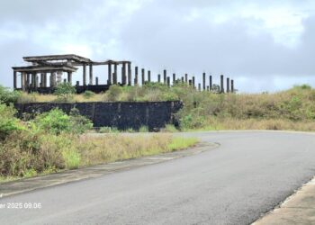 Proyek Pembangunan Gedung DPRD Natuna terbengkalai peninggalan kepemimpinan Bupati Natuna Ilyas Sabli periode 2011 -2016