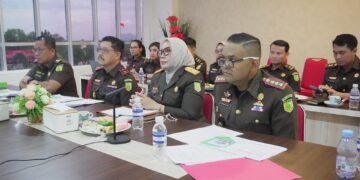 Kajati Kepri Selesaikan Kasus Penadahan 4 Tersangka dengan Pendekatan Restoratif Justice.