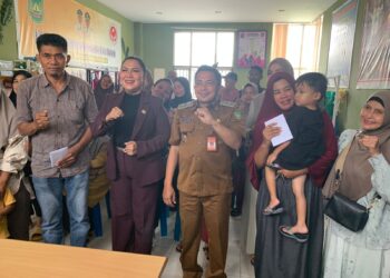 Pemko Batam Salurkan Bantuan Bencana Angin Puting Beliung Kelurahan Tanjung Buntung Kepada 21 Kepala Keluarga