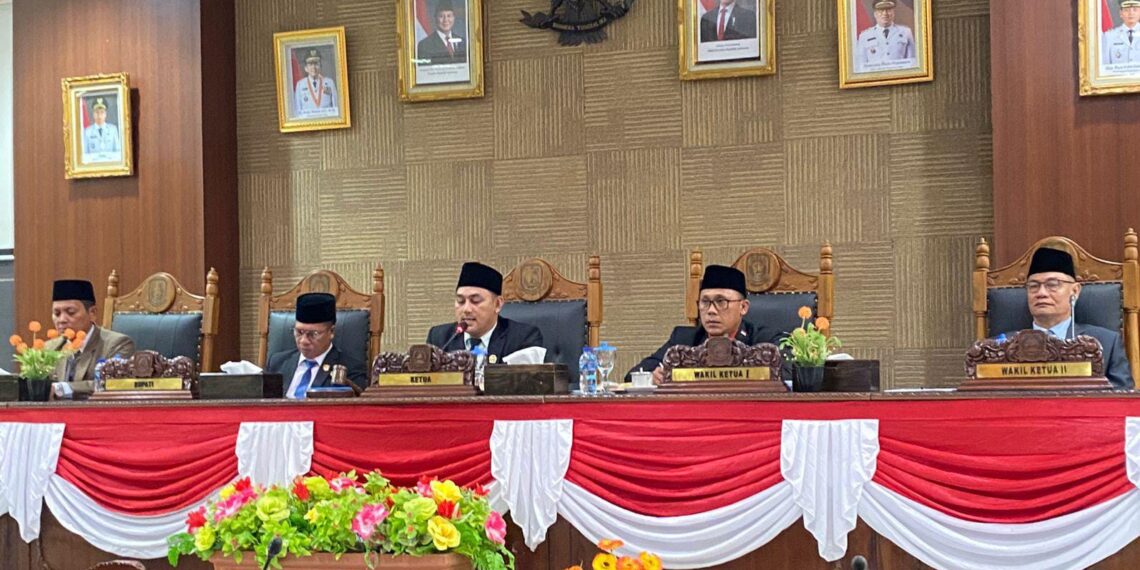 Ranperda APBD 2026 dan KTR Disahkan, DPRD Anambas Sepakat Jaga Lingkungan Sehat
