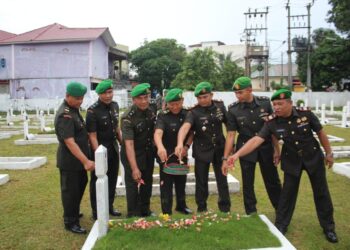 Pahlawan Dijunjung, Semangat Diteruskan: Kodim 0315/Tanjungpinang Ziarah Rombongan Hari Juang TNI AD ke-80