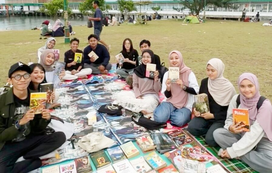 Komunitas Literasi CYL Gelar Baca Buku Gratis Tiap Akhir Pekan untuk Warga Tanjungpinang