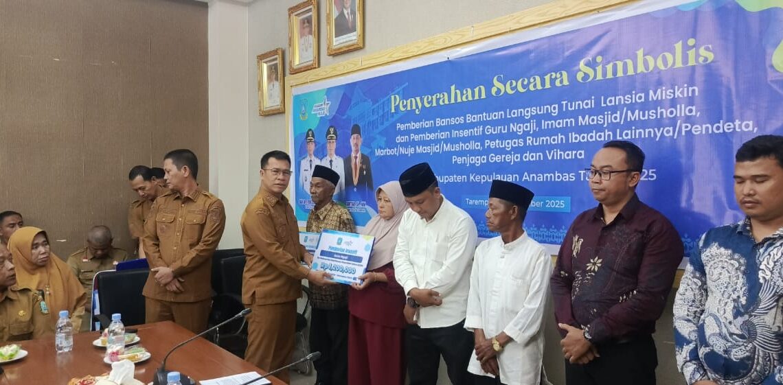 Bupati Aneng Realisasikan Bantuan Sosial dan Insentif di Kepulauan Anambas